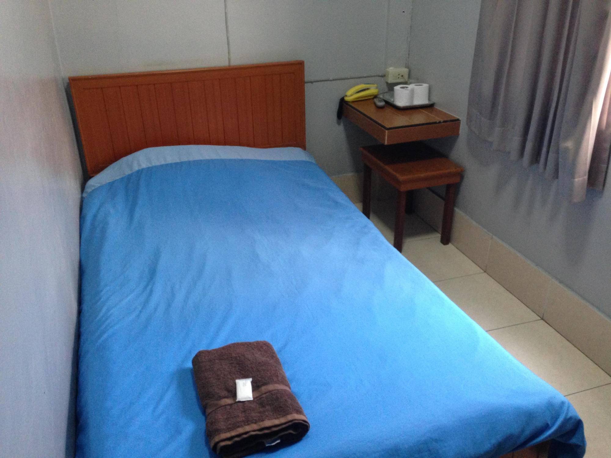 White Orchid Inn I Bangkok Buitenkant foto